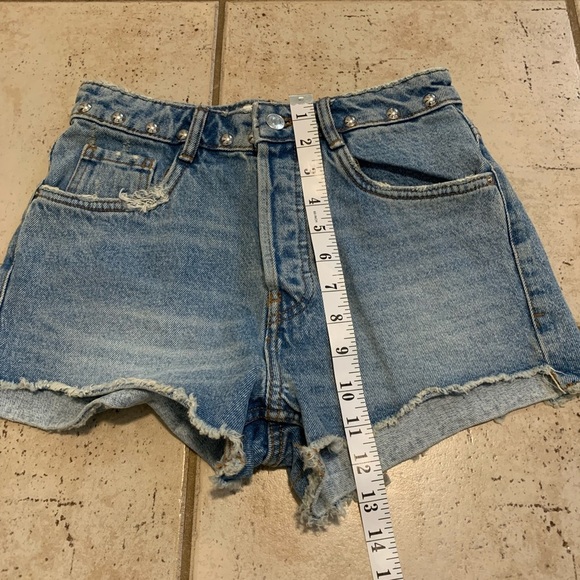 Zara TRF Authentic Denim Studded High Waist Cutoff Shorts - Size EUR 34 / US 02 - Picture 4 of 5